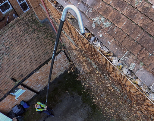 Nettoyage par drone haute pression pour fa&ccedil;ades et toitures &agrave; Strasbourg pr&egrave;s de Brumath Schiltigheim 3